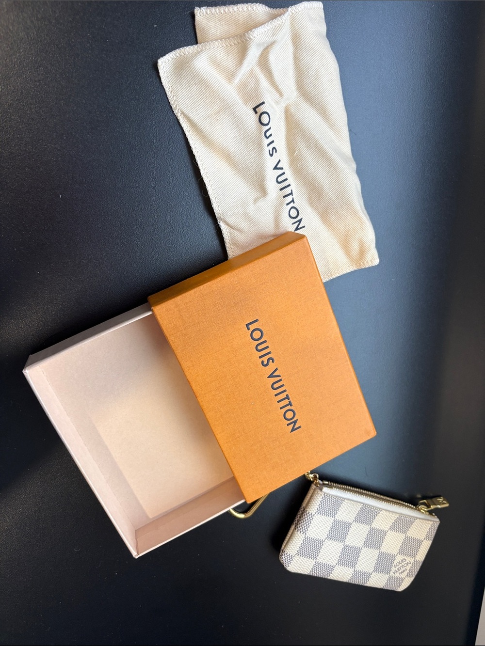 Never worn Louis Vuitton keys and card holder pouch authentic with box and bag